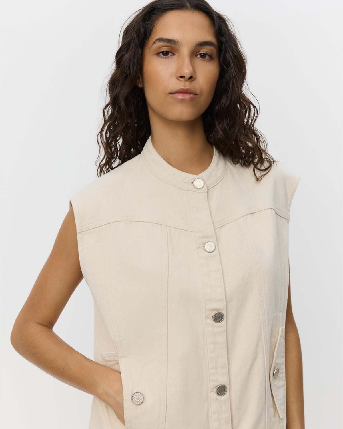 SOFIE SCHNOOR DanaSW Vest - Off White