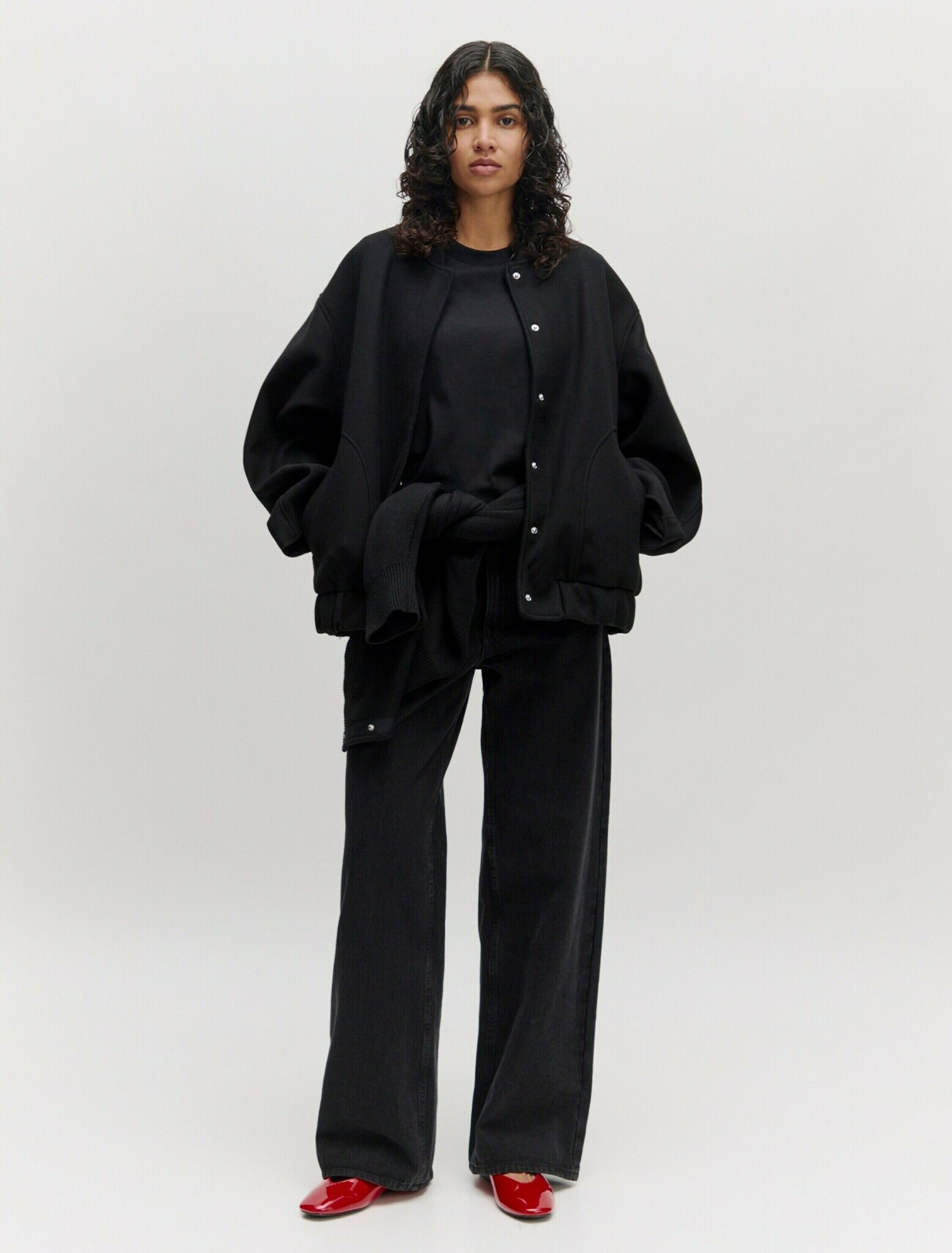 EDITED Adrian Jas - Zwart