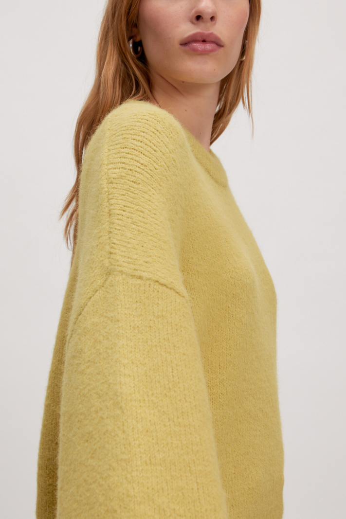EDITED Lainey Trui - Yellow