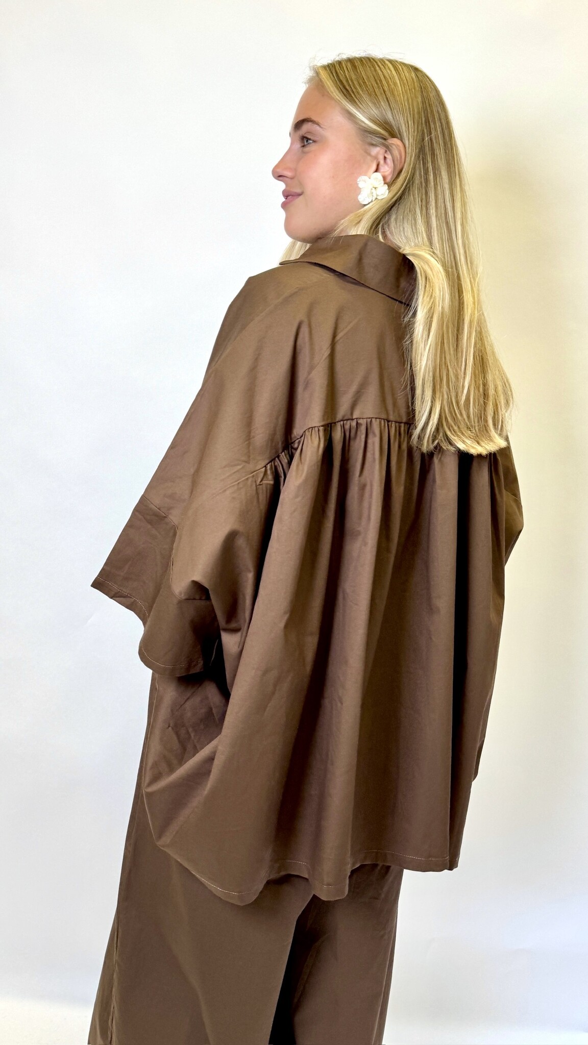 MM Yin Shirt Bruin TU