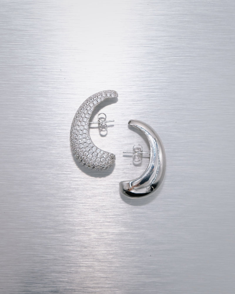 BILLION AVENUE Bulb Diamond Earstud Silver