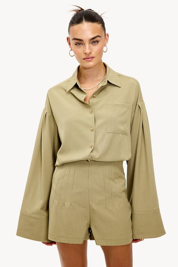 LOAVIES The Petal’s Secret Short Olive