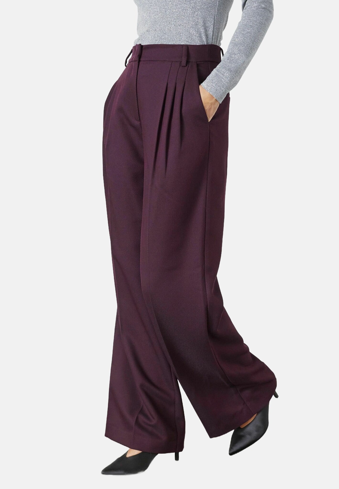 CO'COUTURE Almira CC Pleat Pants Plum