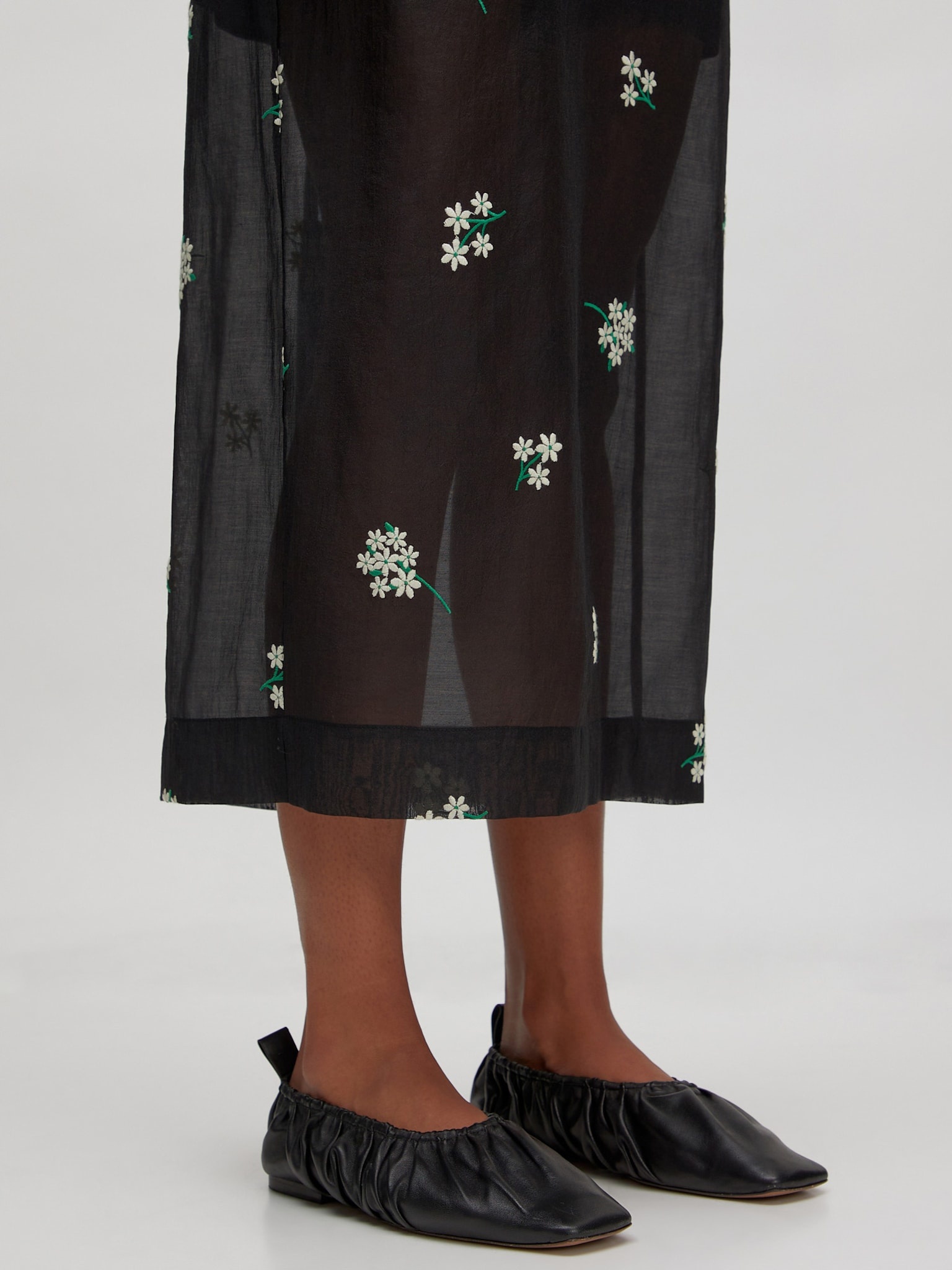 EDITED Angely Skirt Black White Embroidery