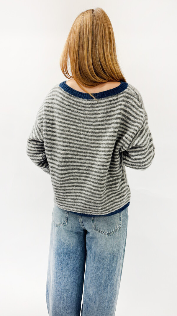 MM Copy of Oona Sweater Blue Stripes TU