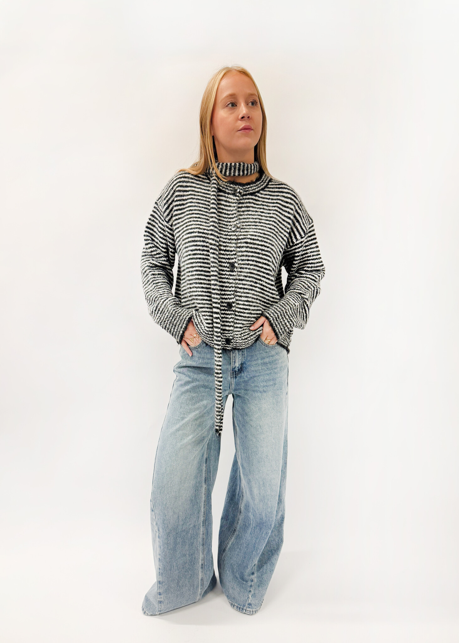 MM Chloe Cardigan and Scarf Black White