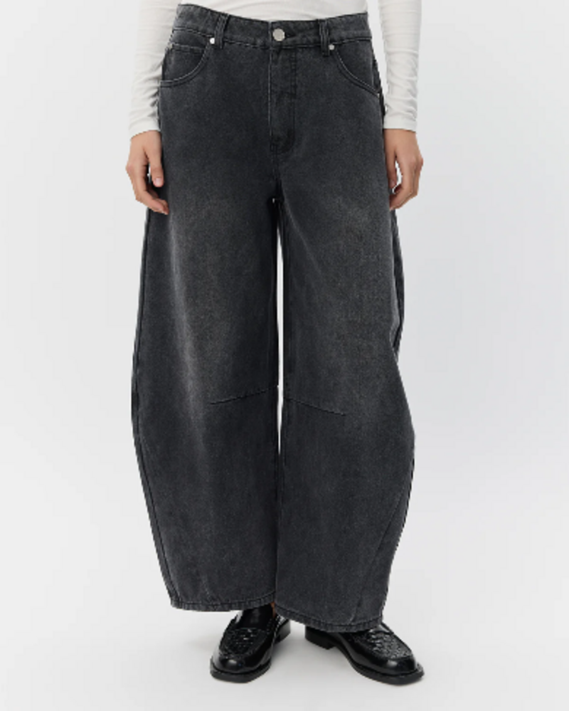 SOFIE SCHNOOR Tomar Jeans Black Balloon