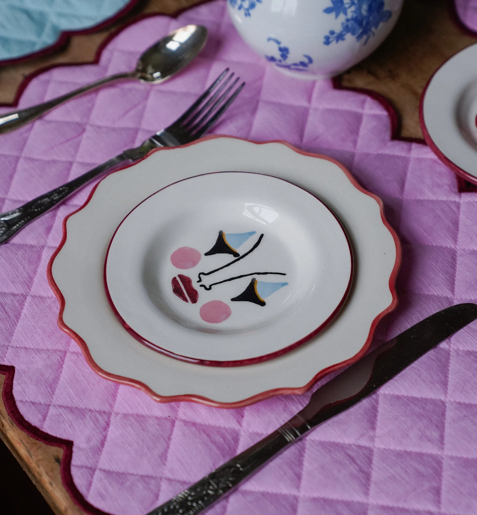 ANNA&NINA Cotton Candy Scalopped Placemat Pink