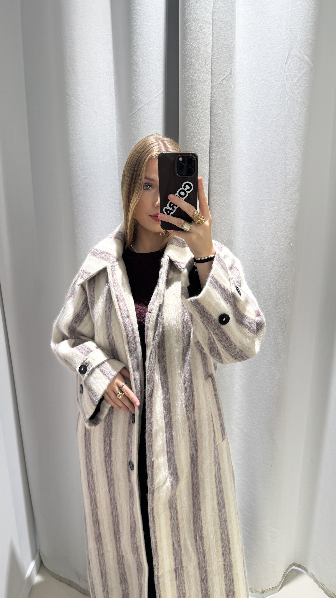 LAAGAM Portobello Stripes Mantel