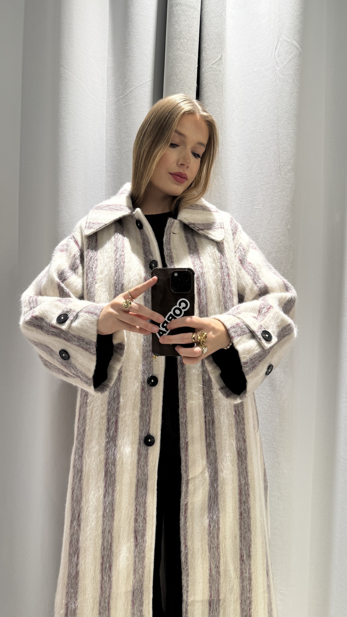 LAAGAM Portobello Stripes Mantel