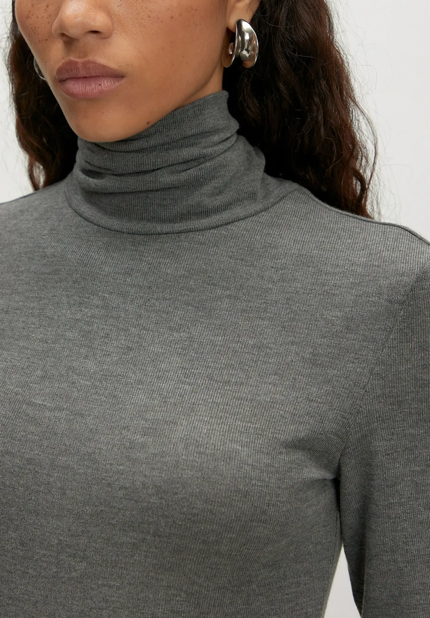 EDITED Raya Longsleeve Dark Grey Mel