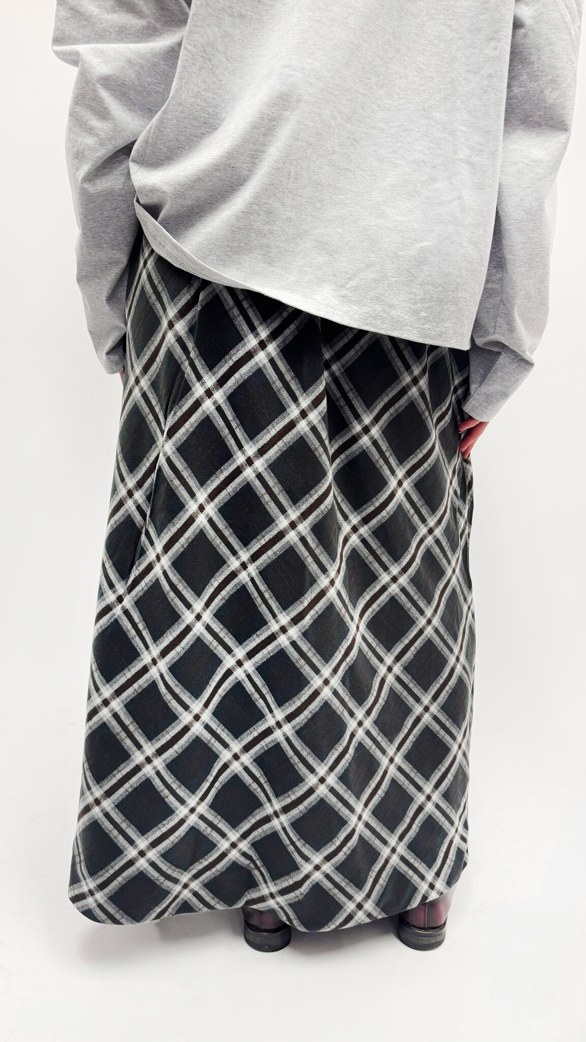 MM Olly Skirt Dark Grey Check TU