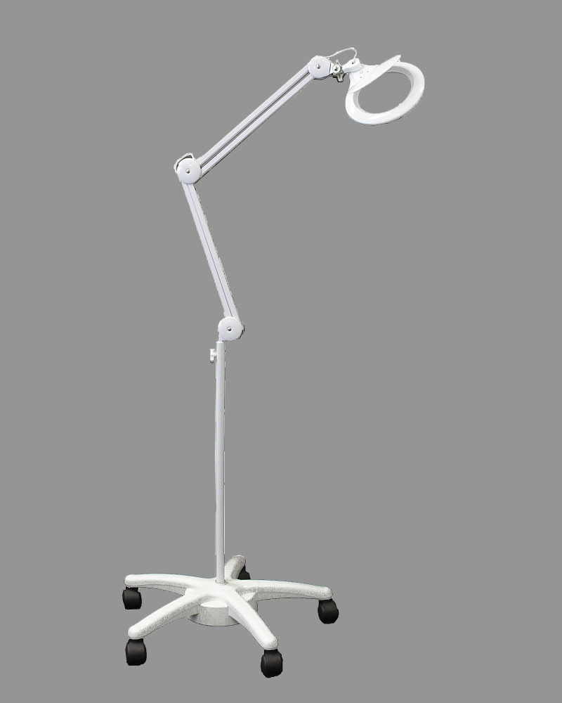 Loupe lamp op verrijdbare voet