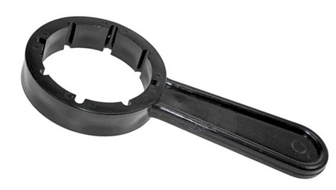 Jerrycan opener