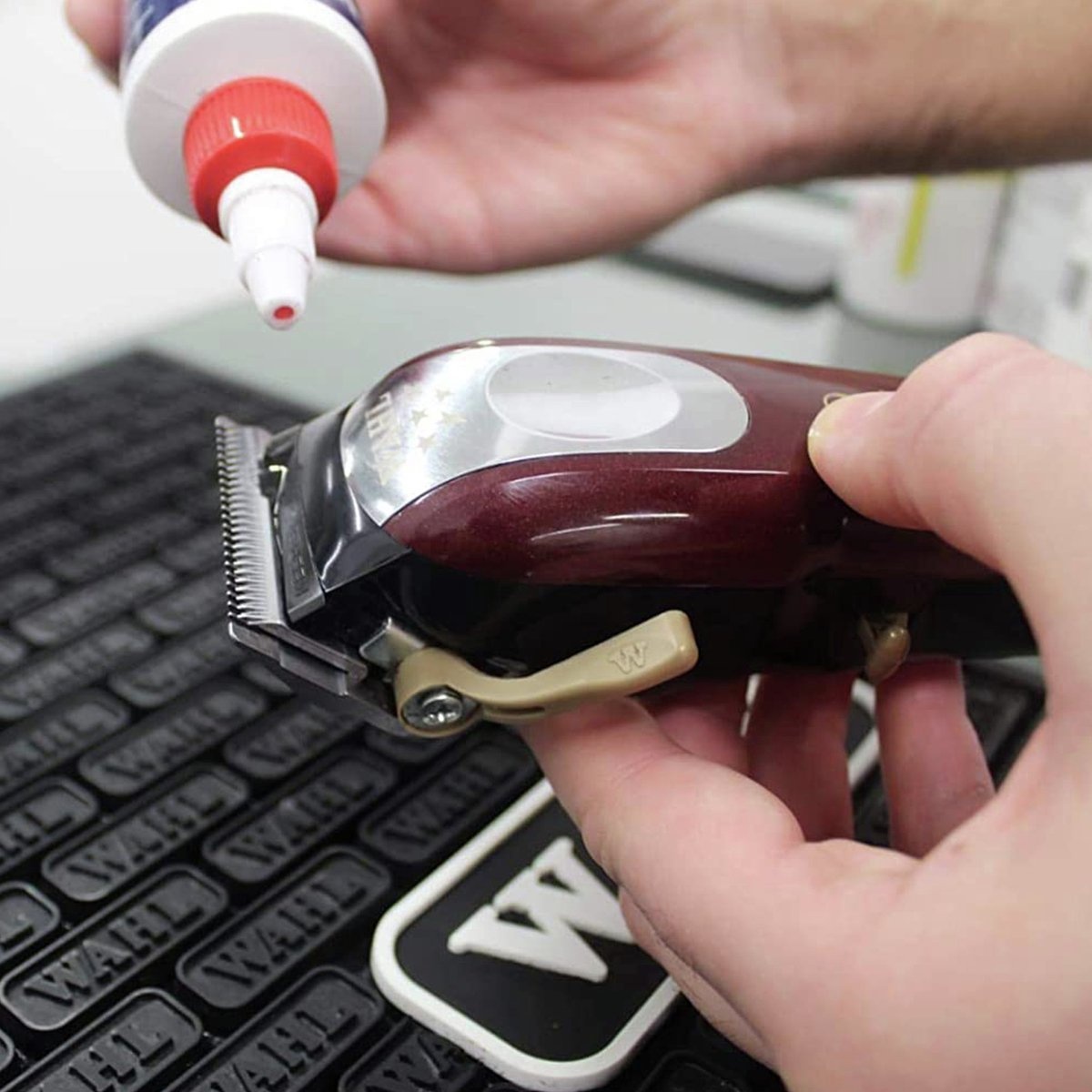 Wahl Clipper Oil - Tondeuse en trimmer olie, foto 2 van 2