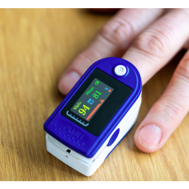 Saturatiemeter - vinger pulseoxymeter - Blauw-Wit