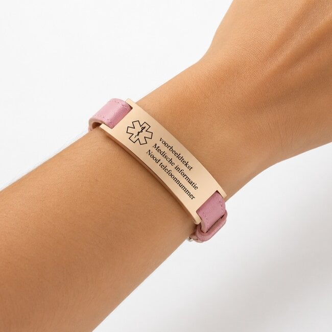 Medische Armband Roze Leer - Rosé goudkleur plaatje met eigen tekst