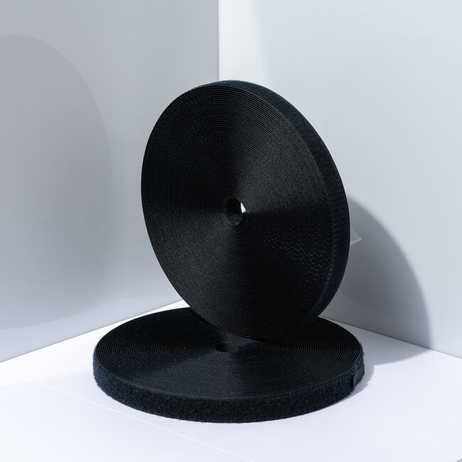 Naaibaar klittenband op rol -25 mm breed (25m lengte)