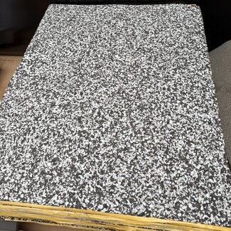 Selbstklebendes Polypress (80 kg/m3)