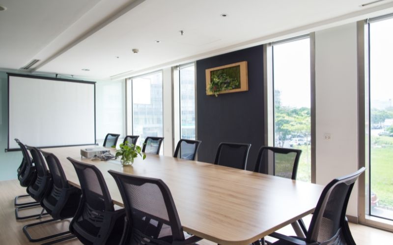 Die Ausstattung Ihres Konferenzraum optimieren