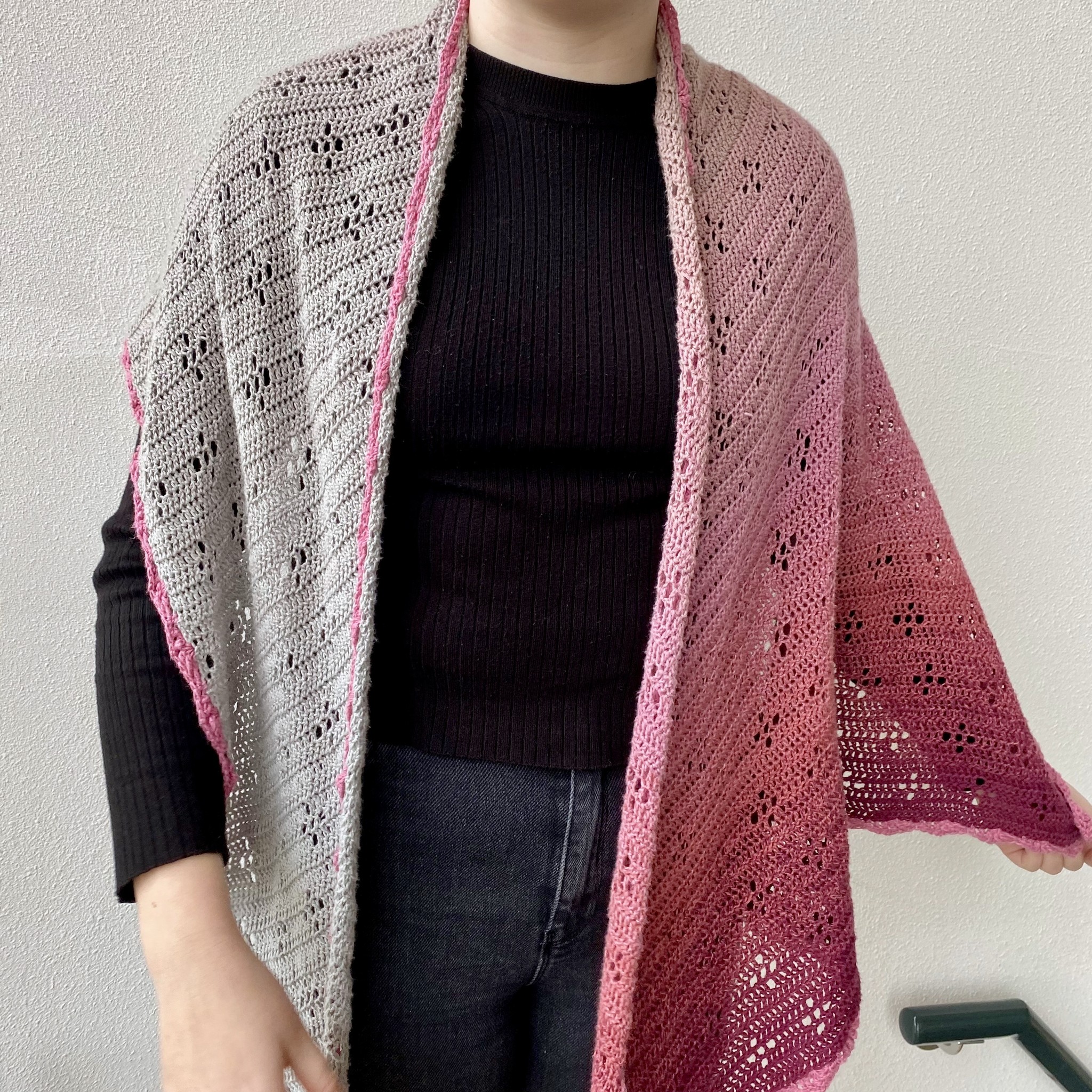 Caro's Atelier Fields of Flowers shawl patroon