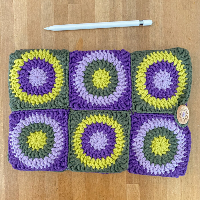 Caro's Atelier Haakpatroon Caro's Tablethoes (digitaal)