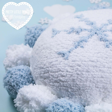 Scheepjes Breipakket: Snowflake Fluff Cushion