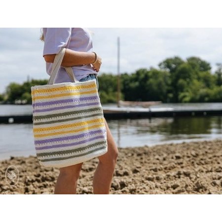 Durable Haakpatroon: Summer Striped Bag