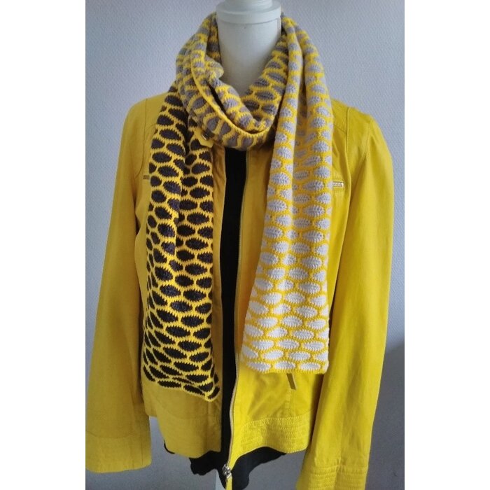 Caro's Atelier Haakpatroon Honinggolfjes sjaal (boekje)