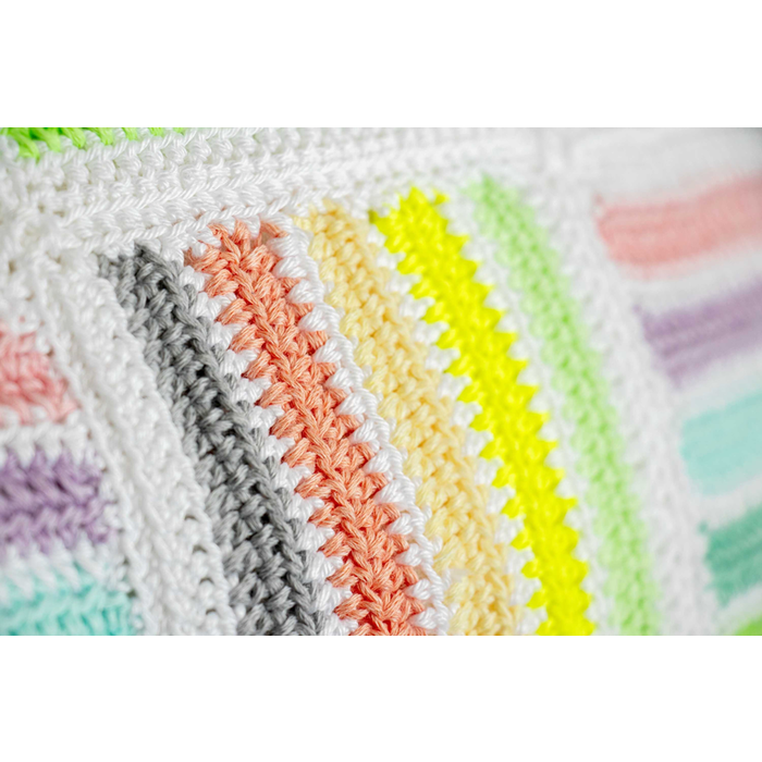 Scheepjes Haakpatroon: Radiant Stripes Cushion