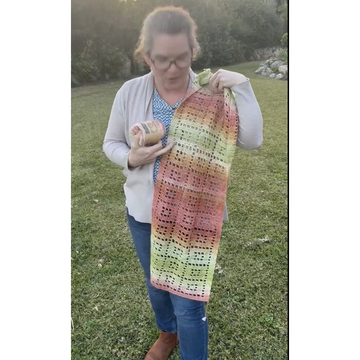 Caro's Atelier Haakpakket: Square Sjaal - Flow