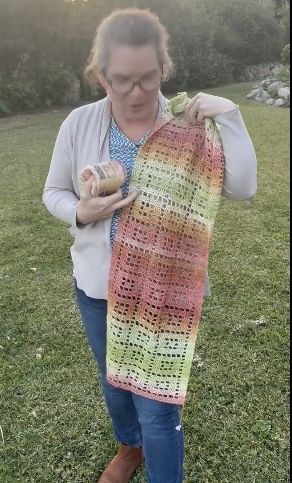 Caro's Atelier Haakpakket: Square Sjaal - Flow