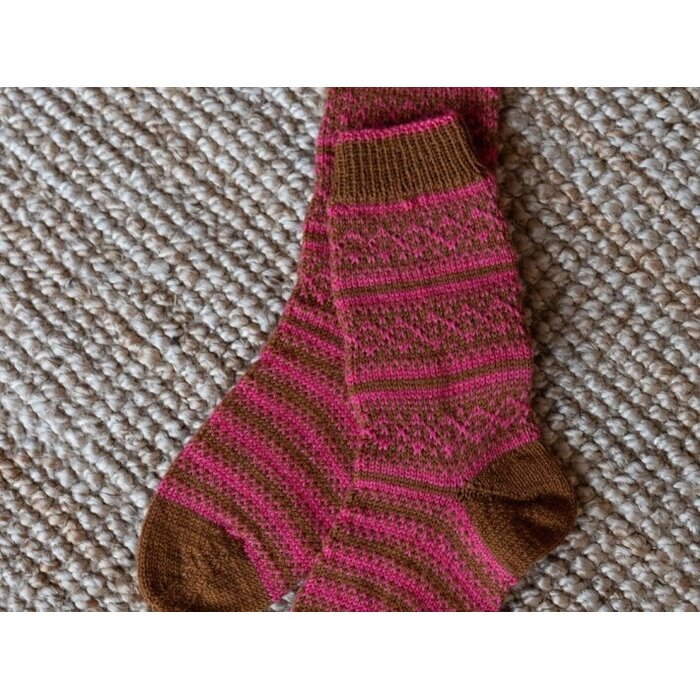 Durable Breipatroon: Gestreepte jacquard sokken