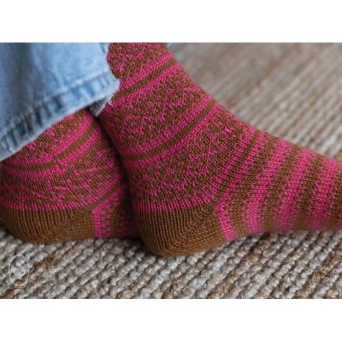 Durable Breipatroon: Gestreepte jacquard sokken