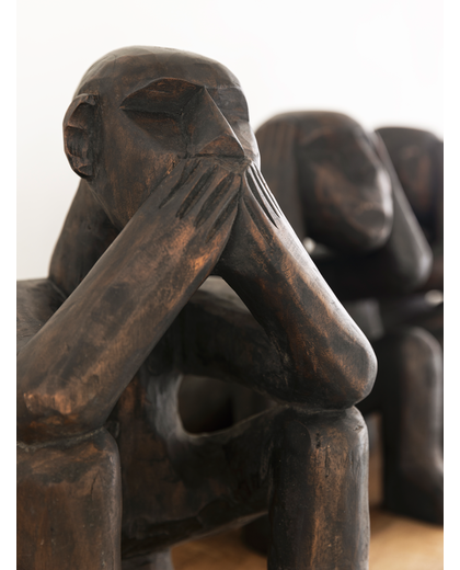 Statue Say Nothing