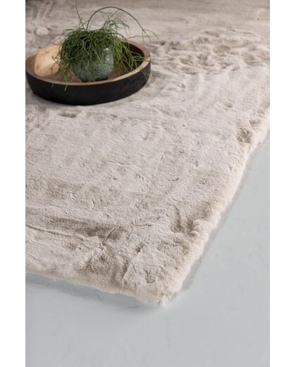 Carpet Lodge sand medium