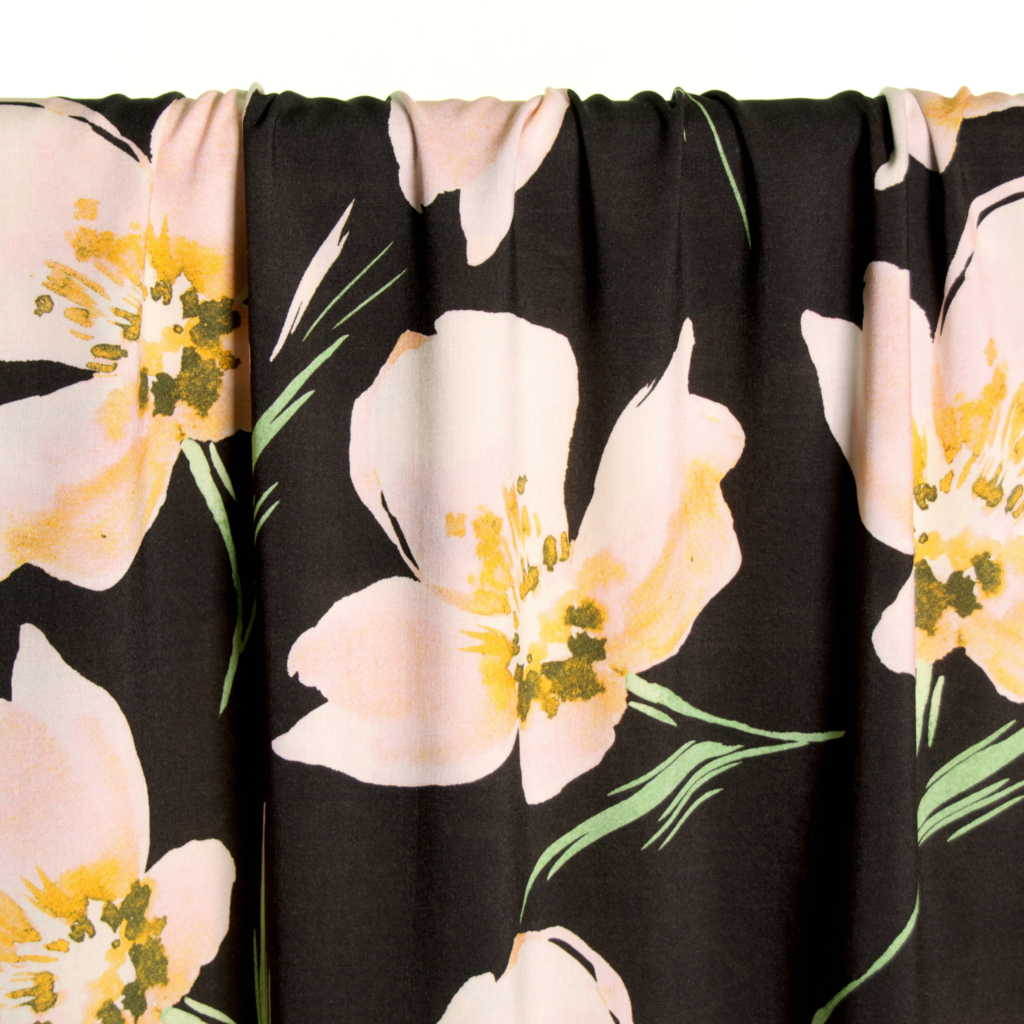 Atelier Jupe Black with white flowers - Viscose (26.00 p.m)