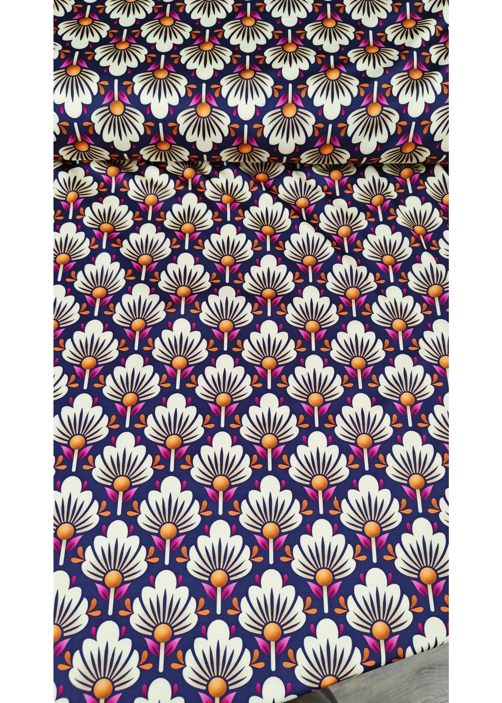 Flowers 80’s purple - Performance (27.90 p.m)