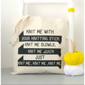 Kelly Conor Designs Tas knit me with your knitting sticks