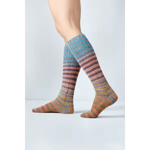 Urth Yarns Uneek Sock kit 70