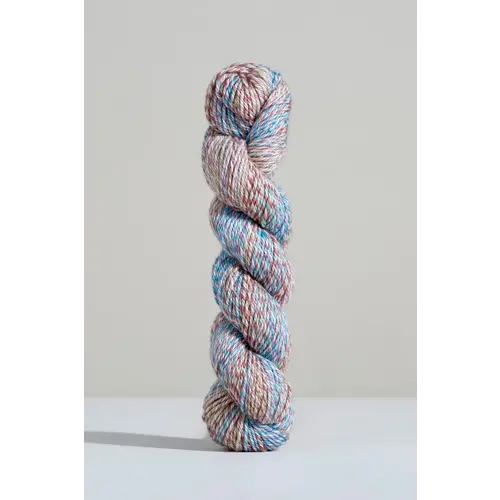 Urth Yarns Spiral Grain Weeping Willow