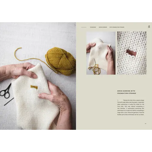 Cozy Publishing The Art of Knitwear Repair - Minttu Wikberg (EN) Cozy Publishing The Art of Knitwear Repair - Minttu Wikberg (EN)