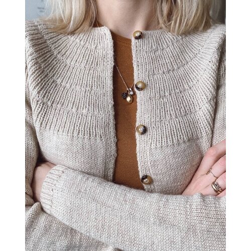 PetiteKnit Anker's Cardigan My Size (EN/NL) PetiteKnit Anker's Cardigan My Size (EN/NL)