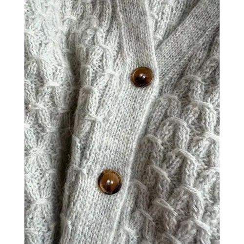 PetiteKnit Jenny Jacket V-neck (EN) PetiteKnit Jenny Jacket V-neck (EN)