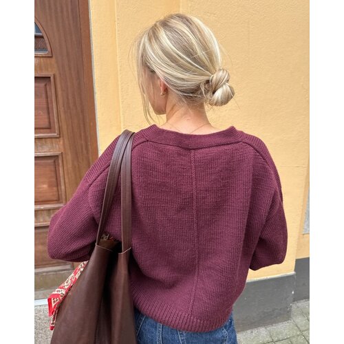 PetiteKnit Scarlet Cardigan (EN)