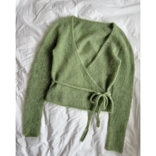 PetiteKnit Lucy Wrap (EN)