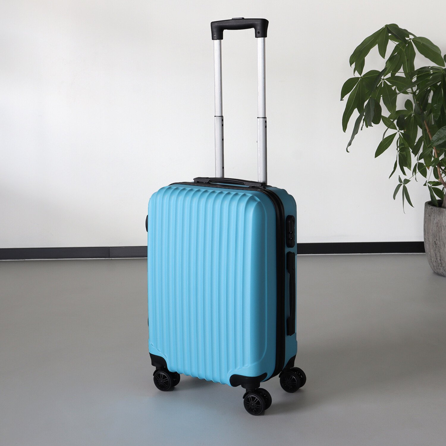 Valise bleu clair bagage à main 55cm 4 roulettes avec code valise cabi 