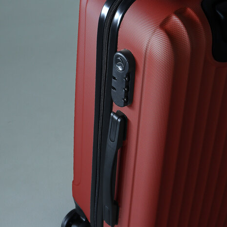 Lizzely Garden & Living Valise rouge bagage à main 55cm 4 roulettes avec code valise cabine