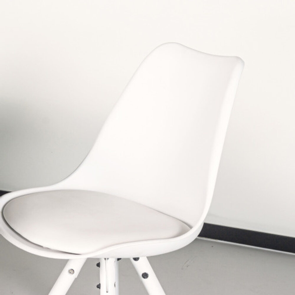 Chaise de salle à manger Liv blanc avec rembourrage à l’assise