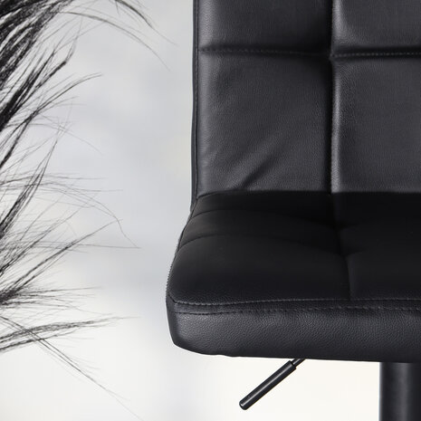 Lizzely Garden & Living Tabouret de bar Anel avec dossier simili cuir noir avec pied noir